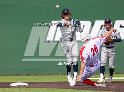 Thumbnail 2 in Marcus vs Keller photogallery.