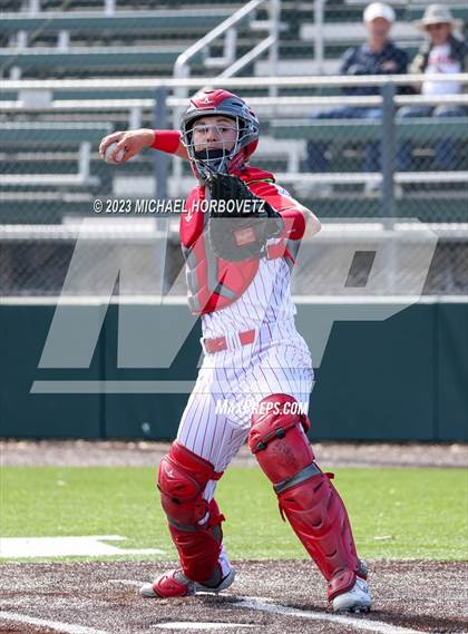 Thumbnail 1 in Marcus vs Keller photogallery.