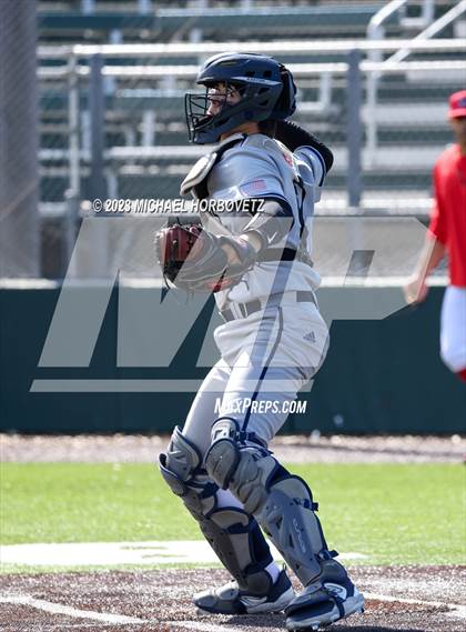 Thumbnail 2 in Marcus vs Keller photogallery.