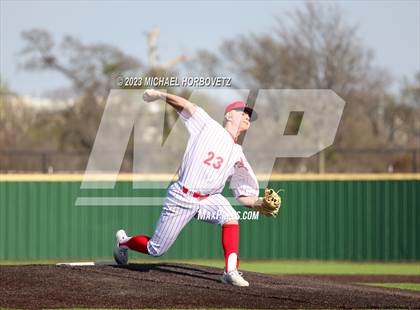 Thumbnail 1 in Marcus vs Keller photogallery.