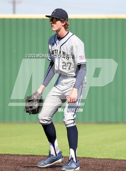 Thumbnail 2 in Marcus vs Keller photogallery.