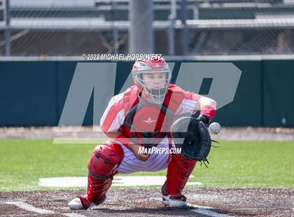 Thumbnail 3 in Marcus vs Keller photogallery.