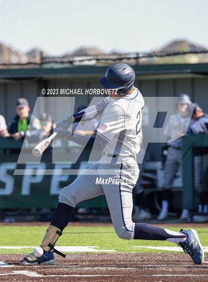 Thumbnail 2 in Marcus vs Keller photogallery.