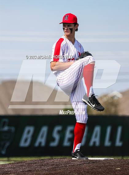 Thumbnail 2 in Marcus vs Keller photogallery.