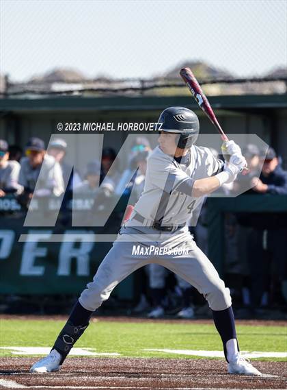 Thumbnail 1 in Marcus vs Keller photogallery.