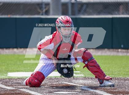 Thumbnail 2 in Marcus vs Keller photogallery.