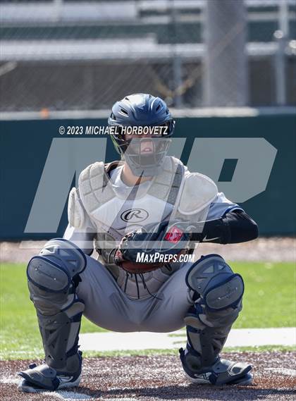 Thumbnail 3 in Marcus vs Keller photogallery.
