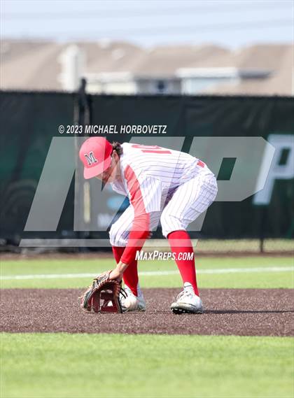 Thumbnail 1 in Marcus vs Keller photogallery.