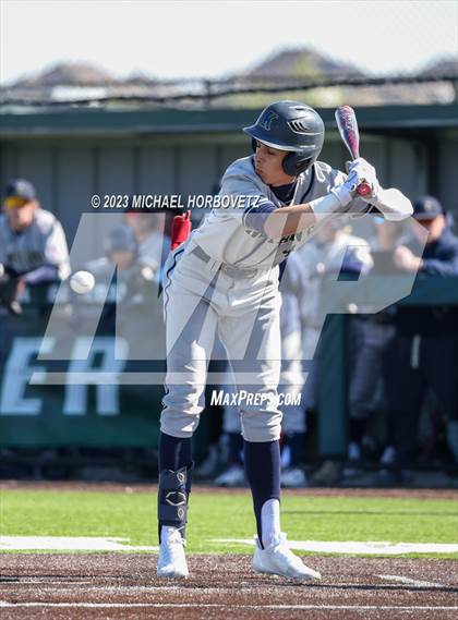 Thumbnail 2 in Marcus vs Keller photogallery.