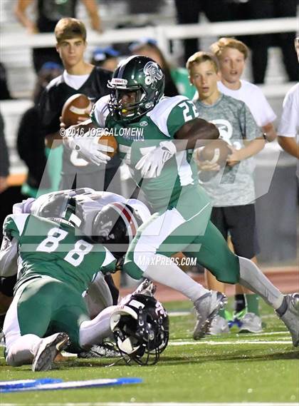 Thumbnail 1 in Reagan [Ronald] vs Churchill photogallery.