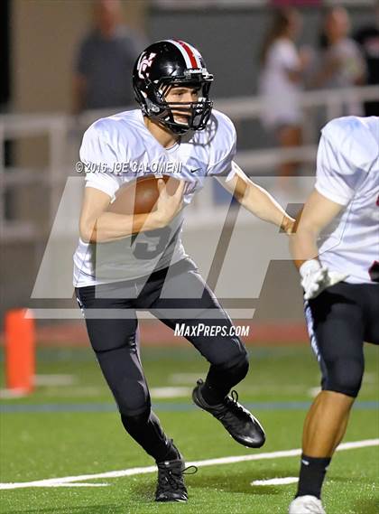 Thumbnail 1 in Reagan [Ronald] vs Churchill photogallery.