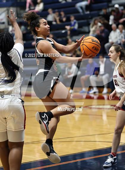 Thumbnail 2 in Cannon @ Providence Day photogallery.
