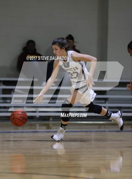 Thumbnail 3 in St Marys Dominican vs Terrebonne (Allstate Sugar Bowl Classic) photogallery.