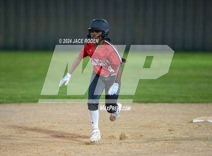 Thumbnail 1 in Kirbyville @ Woodville photogallery.