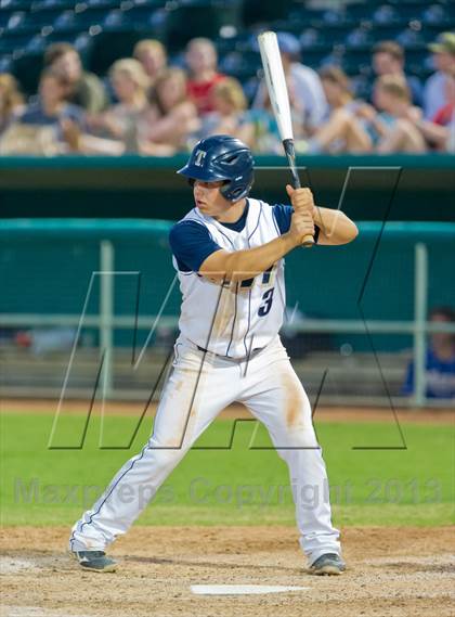 Thumbnail 2 in Alamo Heights vs. Tivy  (UIL 4A Region IV Regional Quarterfinal Playoff) photogallery.