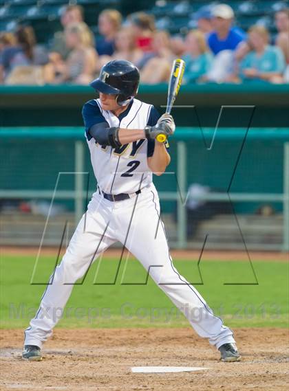 Thumbnail 3 in Alamo Heights vs. Tivy  (UIL 4A Region IV Regional Quarterfinal Playoff) photogallery.