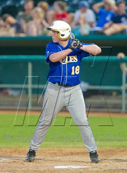 Thumbnail 3 in Alamo Heights vs. Tivy  (UIL 4A Region IV Regional Quarterfinal Playoff) photogallery.