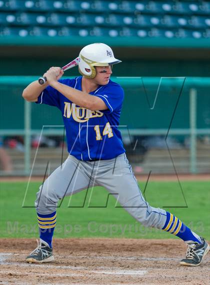 Thumbnail 2 in Alamo Heights vs. Tivy  (UIL 4A Region IV Regional Quarterfinal Playoff) photogallery.