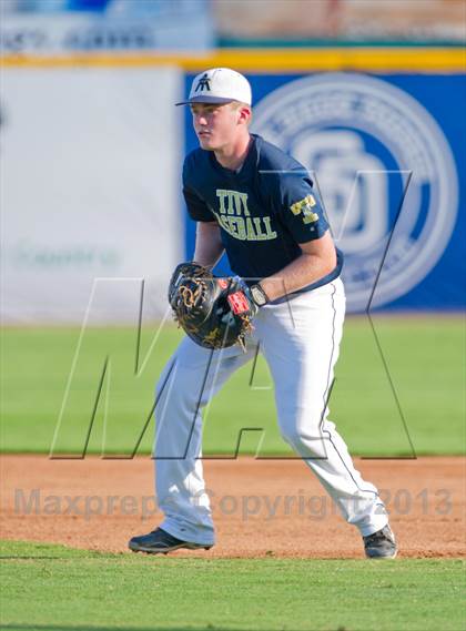Thumbnail 1 in Alamo Heights vs. Tivy  (UIL 4A Region IV Regional Quarterfinal Playoff) photogallery.