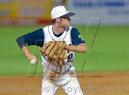 Thumbnail 3 in Alamo Heights vs. Tivy  (UIL 4A Region IV Regional Quarterfinal Playoff) photogallery.