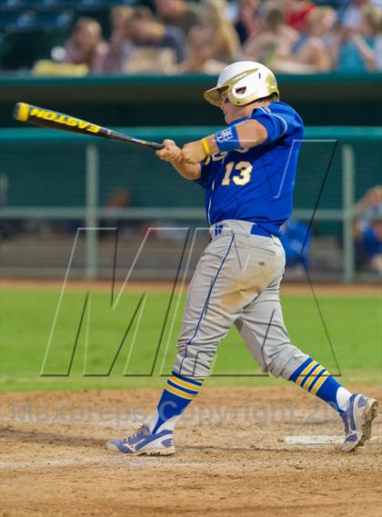 Thumbnail 2 in Alamo Heights vs. Tivy  (UIL 4A Region IV Regional Quarterfinal Playoff) photogallery.