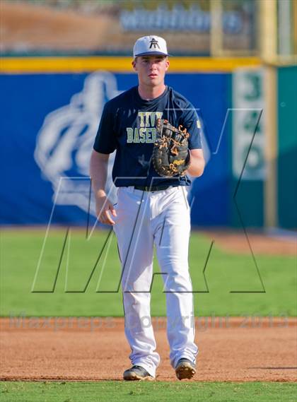 Thumbnail 3 in Alamo Heights vs. Tivy  (UIL 4A Region IV Regional Quarterfinal Playoff) photogallery.