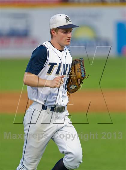 Thumbnail 2 in Alamo Heights vs. Tivy  (UIL 4A Region IV Regional Quarterfinal Playoff) photogallery.