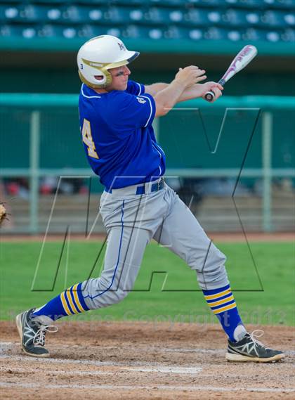 Thumbnail 2 in Alamo Heights vs. Tivy  (UIL 4A Region IV Regional Quarterfinal Playoff) photogallery.