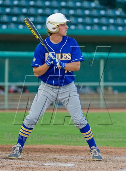 Thumbnail 1 in Alamo Heights vs. Tivy  (UIL 4A Region IV Regional Quarterfinal Playoff) photogallery.