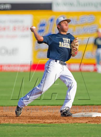 Thumbnail 1 in Alamo Heights vs. Tivy  (UIL 4A Region IV Regional Quarterfinal Playoff) photogallery.