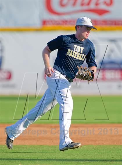 Thumbnail 3 in Alamo Heights vs. Tivy  (UIL 4A Region IV Regional Quarterfinal Playoff) photogallery.