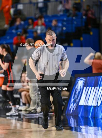 Thumbnail 2 in Norfork vs. Mammoth Spring (AAA 1A State Final) photogallery.