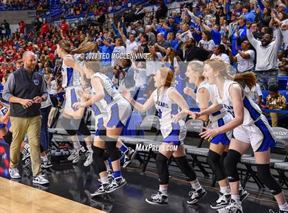 Thumbnail 2 in Norfork vs. Mammoth Spring (AAA 1A State Final) photogallery.