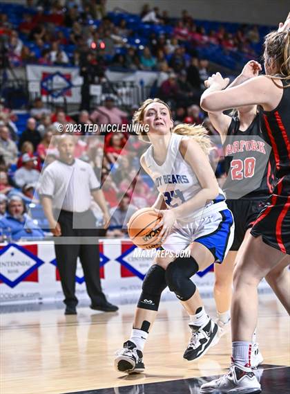 Thumbnail 1 in Norfork vs. Mammoth Spring (AAA 1A State Final) photogallery.