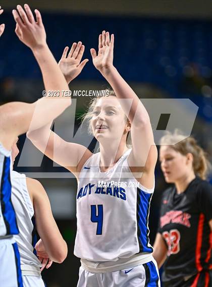 Thumbnail 3 in Norfork vs. Mammoth Spring (AAA 1A State Final) photogallery.