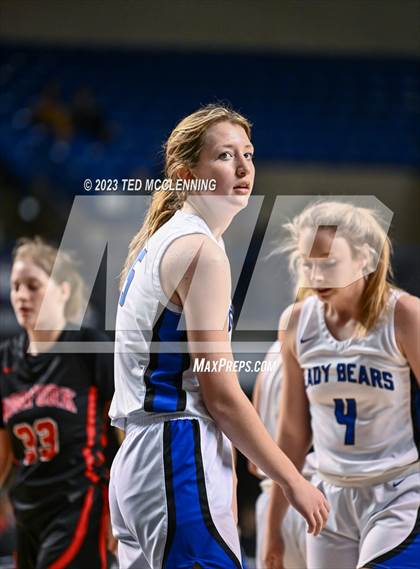 Thumbnail 1 in Norfork vs. Mammoth Spring (AAA 1A State Final) photogallery.