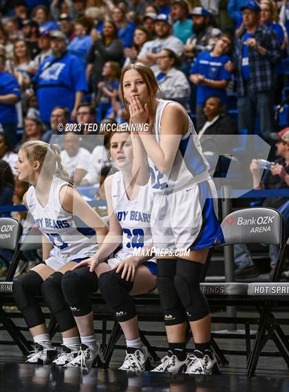 Thumbnail 3 in Norfork vs. Mammoth Spring (AAA 1A State Final) photogallery.