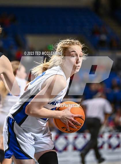 Thumbnail 2 in Norfork vs. Mammoth Spring (AAA 1A State Final) photogallery.