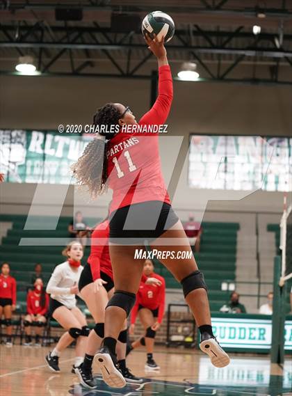 Thumbnail 2 in JV: Porter vs Ellison [C.E.] photogallery.