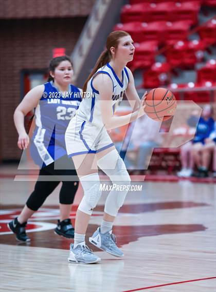 Thumbnail 2 in Huckabay vs. Walnut Springs photogallery.