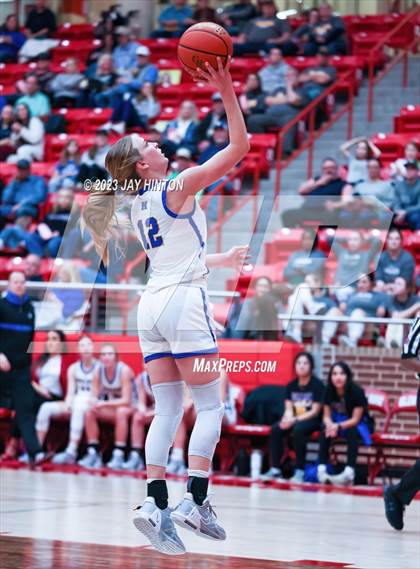 Thumbnail 2 in Huckabay vs. Walnut Springs photogallery.