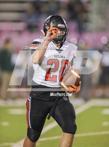 Thumbnail 2 in Selma @ Dinuba photogallery.