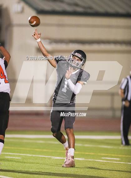 Thumbnail 3 in Selma @ Dinuba photogallery.