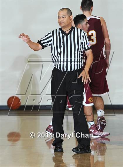 Thumbnail 1 in Alemany vs Cantwell-Sacred Heart (Rose City Roundball Classic) photogallery.