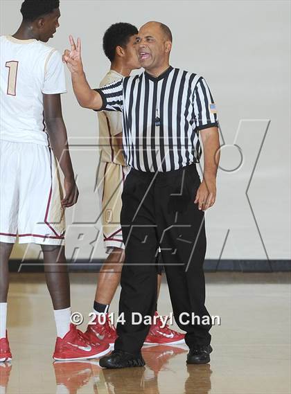 Thumbnail 1 in Alemany vs Cantwell-Sacred Heart (Rose City Roundball Classic) photogallery.