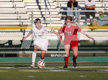 Thumbnail 1 in Splendora vs Lumberton (UIL 4A Area Playoff) photogallery.