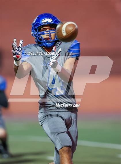Thumbnail 1 in El Monte @ Santa Paula (CIF-SS Div 13 Playoff) photogallery.