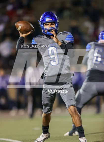 Thumbnail 3 in El Monte @ Santa Paula (CIF-SS Div 13 Playoff) photogallery.