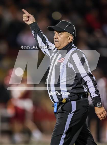 Thumbnail 3 in El Monte @ Santa Paula (CIF-SS Div 13 Playoff) photogallery.