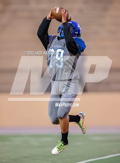 Thumbnail 1 in El Monte @ Santa Paula (CIF-SS Div 13 Playoff) photogallery.